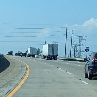 Jackknife & Blowover Crashes on Windy Plains (OK/KS)